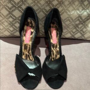Betsey Johnson Black Peep Toe Heels with Bow Accent in 7.5